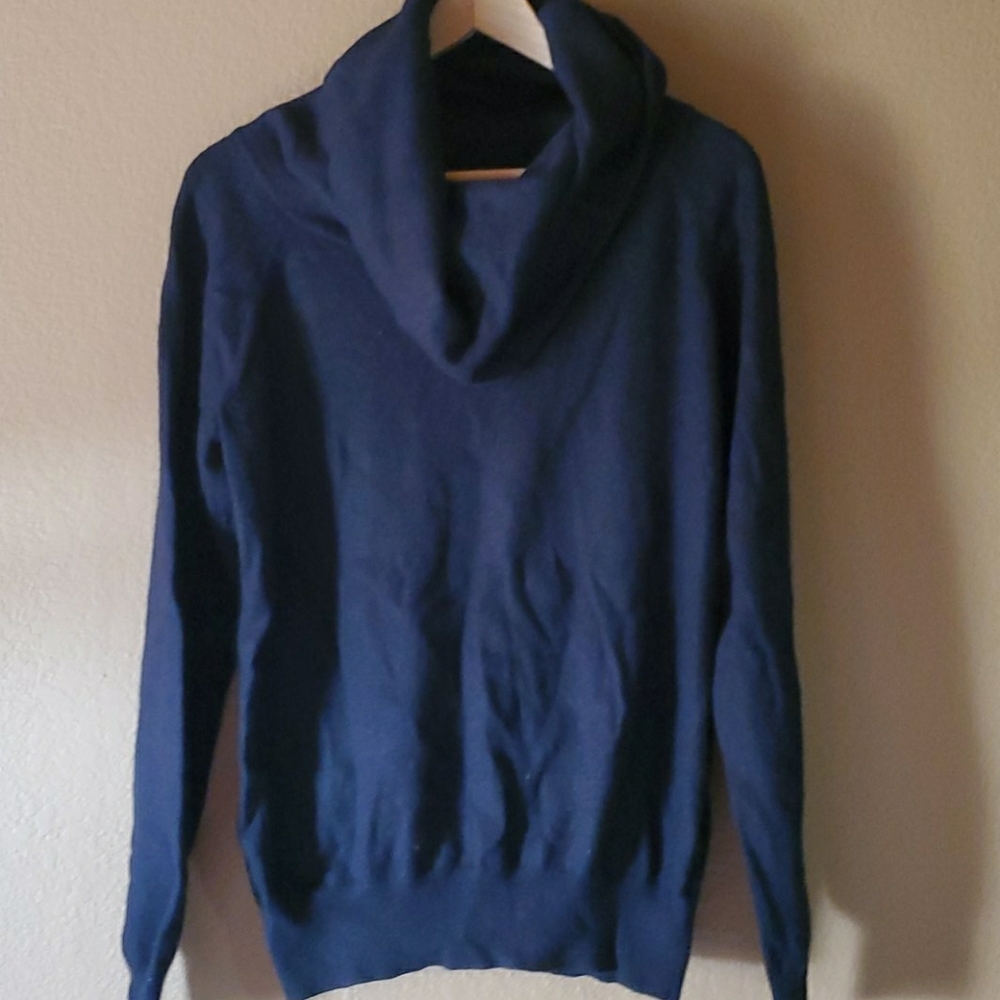 Classic cowl neck